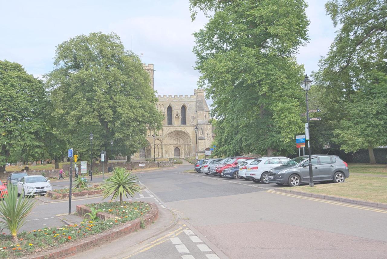 Harper Luxe Serviced Apartments Dunstable Buitenkant foto
