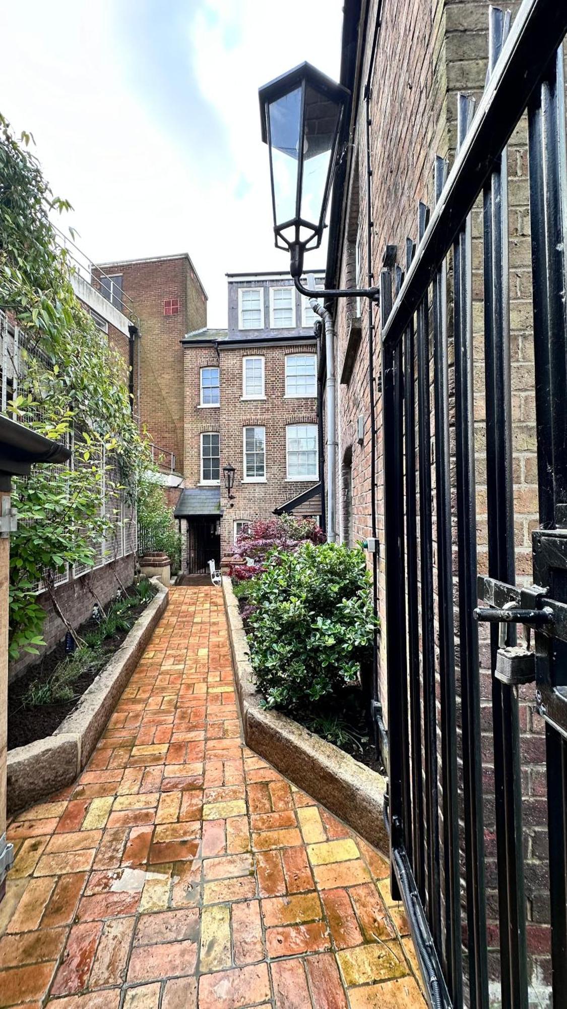 Harper Luxe Serviced Apartments Dunstable Buitenkant foto