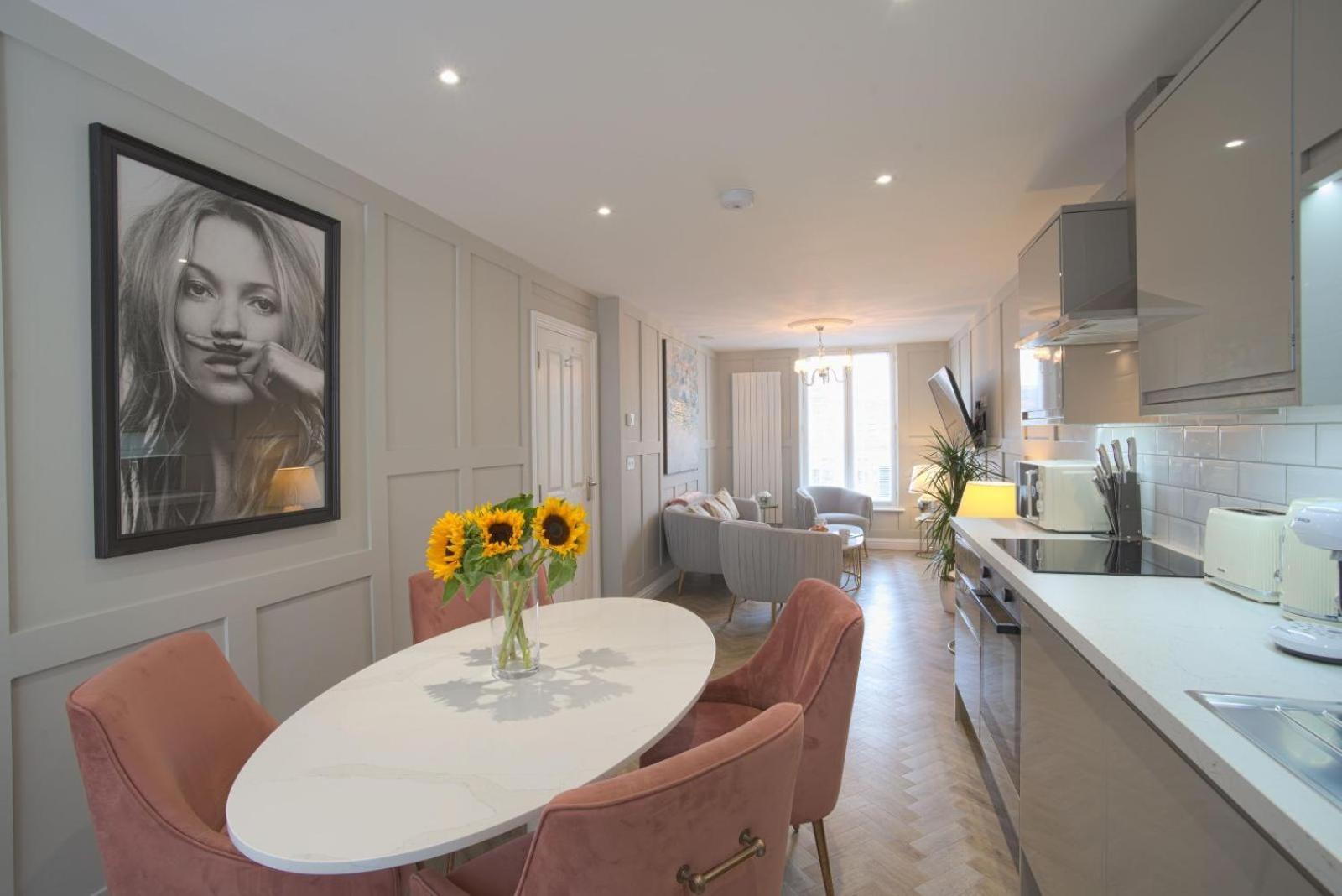 Harper Luxe Serviced Apartments Dunstable Buitenkant foto