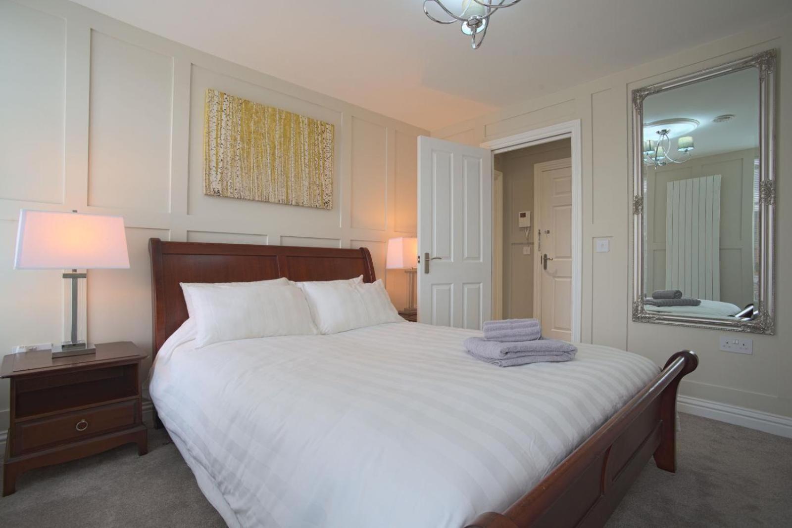 Harper Luxe Serviced Apartments Dunstable Buitenkant foto